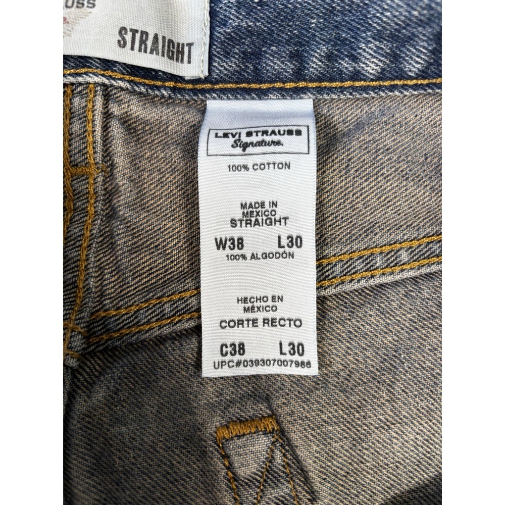 Signature By Levi Strauss jeans Mens 38x30 Blue straight Size faded coloring - Picture 4 of 11